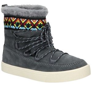 Pre Owned Toms Alpine Booties Size 5